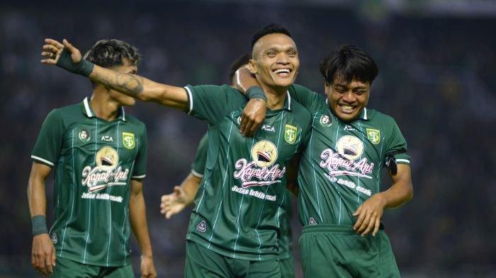 ferdinand-sinaga-saat-merayakan-gol-di-laga-persebaya-vs-bali-united.jpg