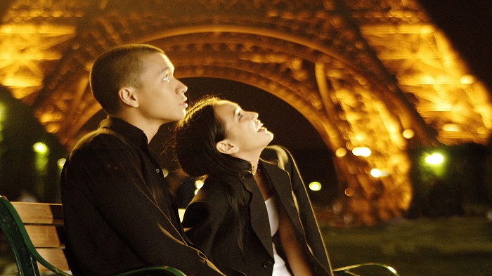 Asyik, Setelah 14 Tahun Berlalu, Shandy Aulia Jatuh Cinta di Menara Eiffel Lagi!