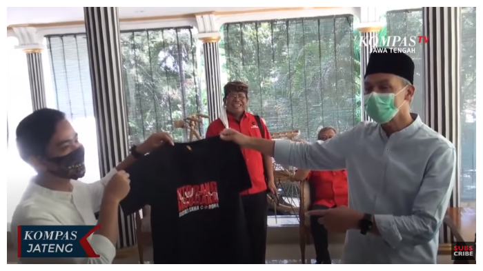 gubernur-jawa-tengah-ganjar-prabowo-memberikan-pesan-kepada-gibran-rakabuming.jpg