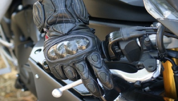 Manfaat Penting Pakai Sarung Tangan Saat Berkendara yang Perlu Kamu Ketahui