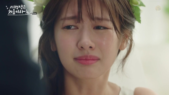 4 Kebiasaan Negatif yang Bisa Mencuri Kebahagiaan, Jangan Lakukan Hal Ini