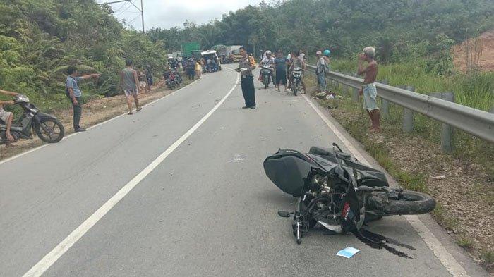 insiden-kecelakaan-maut-yang-menyebabkan-satu-pengendara-sepeda-motor-tewas.jpg