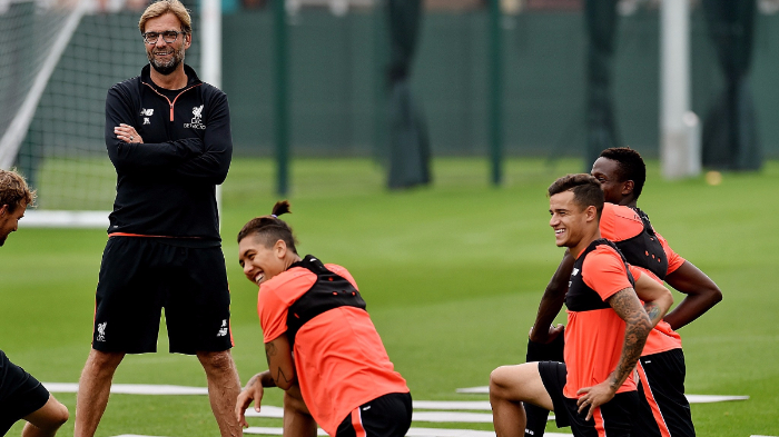 jurgon-klopp-ditempat-latihan-bersama-para-pemain-liverpool_20170801_140535.jpg