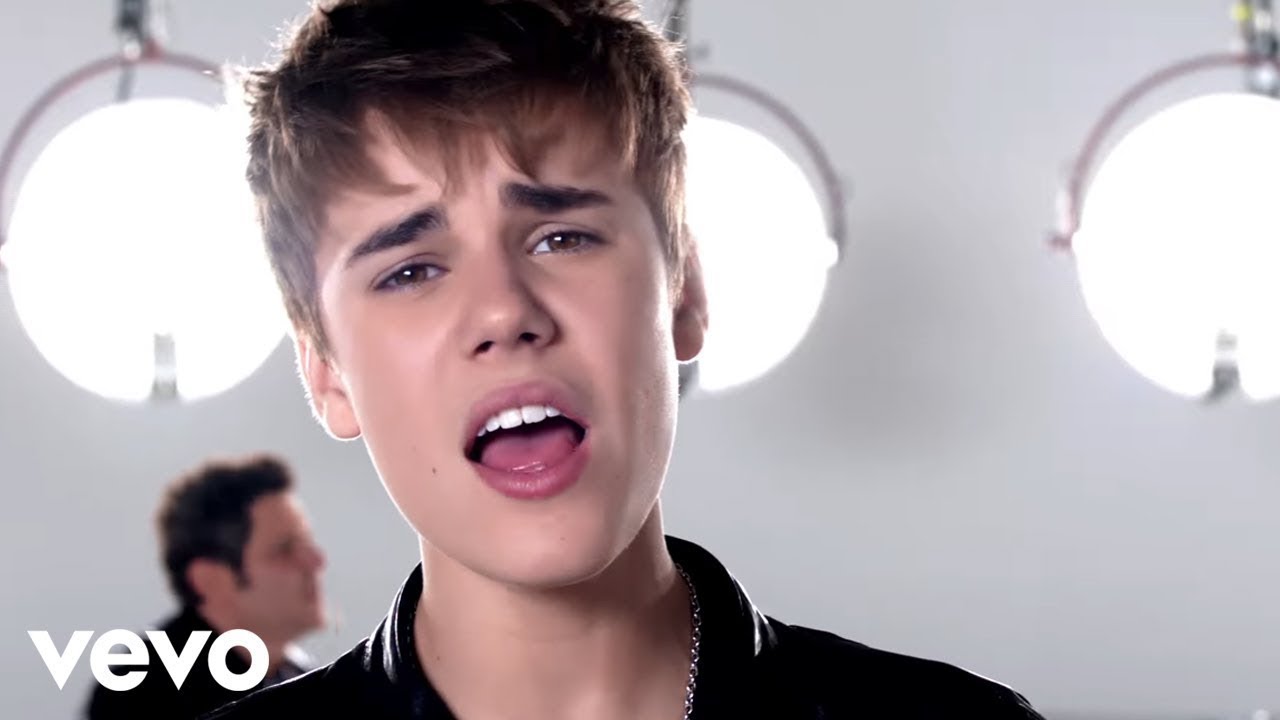 Lirik Lagu Wandered To LA - Justin Bieber beserta Terjemahannya dalam Bahasa Indonesia