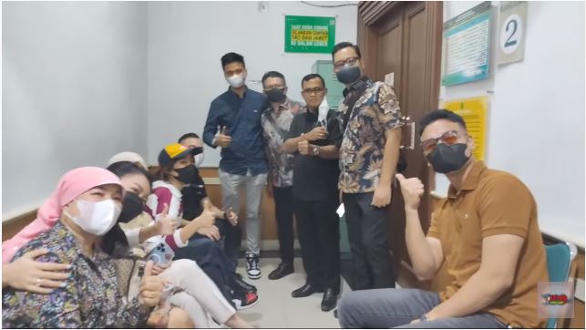 Bawa Saksi Hadapi Doddy Sudrajat, Keluarga Faisal Kompak Hadir dalam Sidang Hak Perwalian Gala