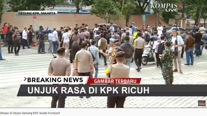 kerusuhan-gedung-kpk-jalan-kuningan-persada-jakarta-selatan.jpg