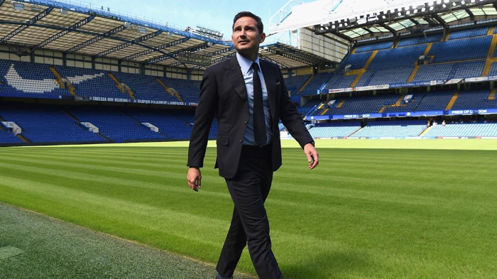 legenda-sekaligus-pelatih-baru-chelsea-frank-lampard.jpg