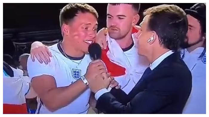 Viral Suporter Inggris Semprot Reporter Israel saat Piala Dunia 2022, Minta Palestina Dibebaskan