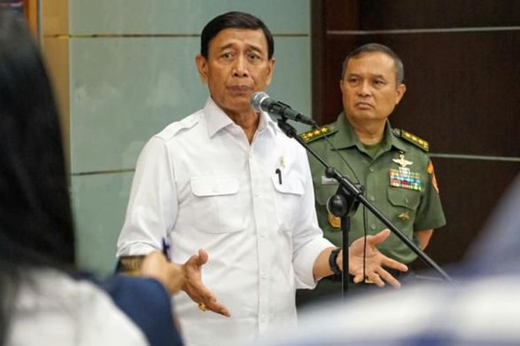 menko-polhukam-wiranto_20170515_212023.jpg
