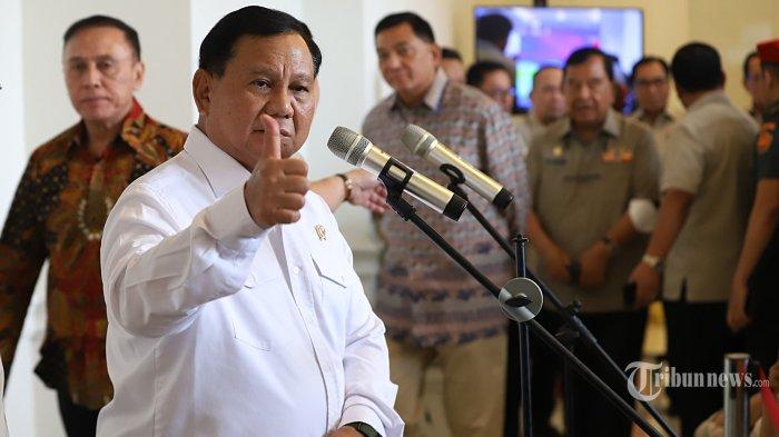 menteri-pertahanan-menhan-prabowo-subianto-saat-menghadiri-acara-silaturahmi-dan-tausiyah.jpg
