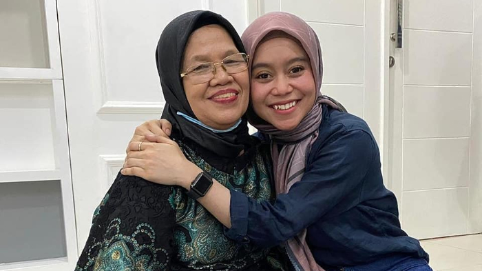 Ibu Rizky Billar Telan Kekecewaan, Pernikahan sang Anak dengan Lesti Kejora Tak Kunjung Terlaksana
