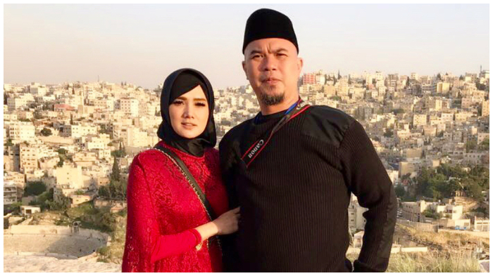 Bak Pengantin Baru, Begini 13 Potret Ahmad Dhani dan Mulan Jameela Honeymoon ke Jerussalem