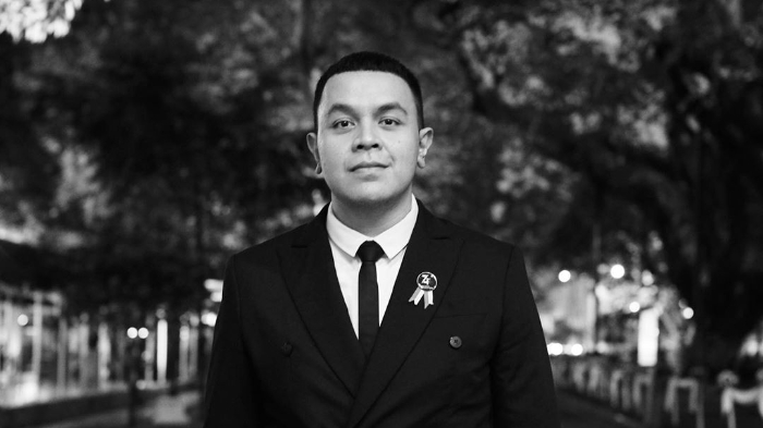 Kunci (Chord) Gitar dan Lirik Lagu Sewindu - Tulus: Lihat Video Klipnya Berikut