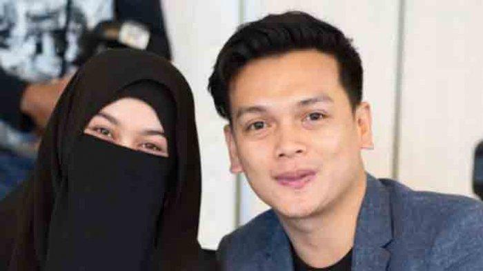 natta-reza-dan-istri-wardah-maulina.jpg