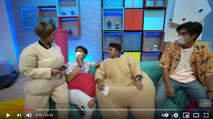 nikita-mirzani-tak-henti-henti-mencibir-selebriti-ady-sky.jpg