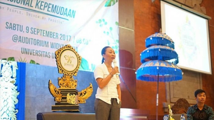 Desainer Sepatu Niluh Djelantik Maju Jadi Caleg Lewat Partai Nasdem