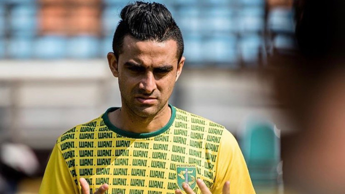 Hari Ini Persebaya Surabaya Umumkan Pemain yang Bertahan, Bagaimana Nasib Otavio Dutra?