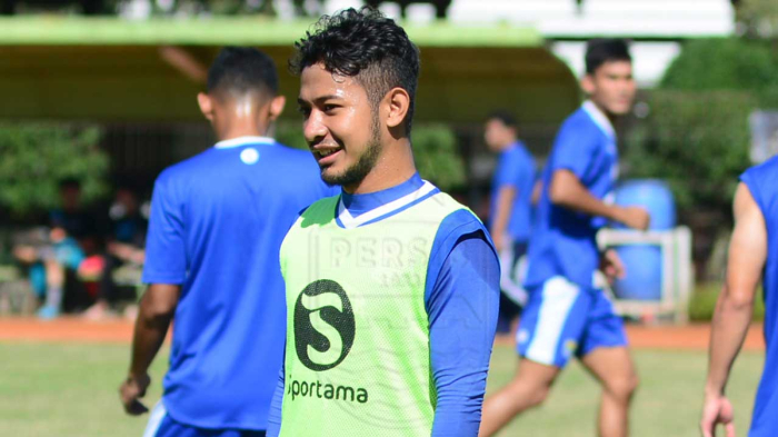 pemain-persib-bandung-gian-zola-berkesempatan-dimainkan-pada-laga-melawan-bhayangkara-fc.jpg
