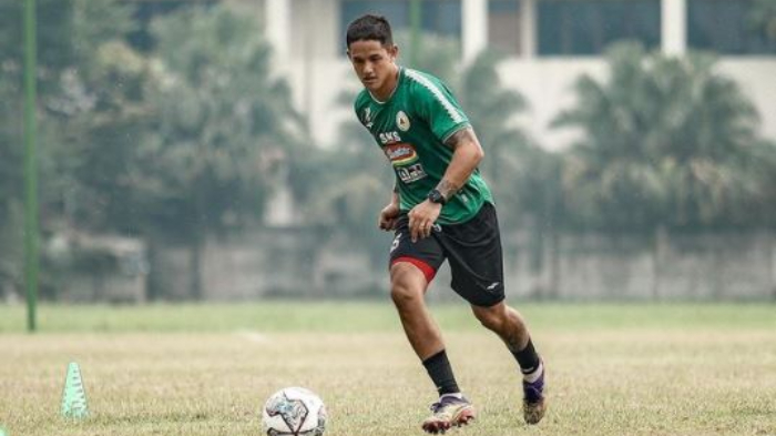 pemain-pss-sleman-irfan-bachdim.jpg