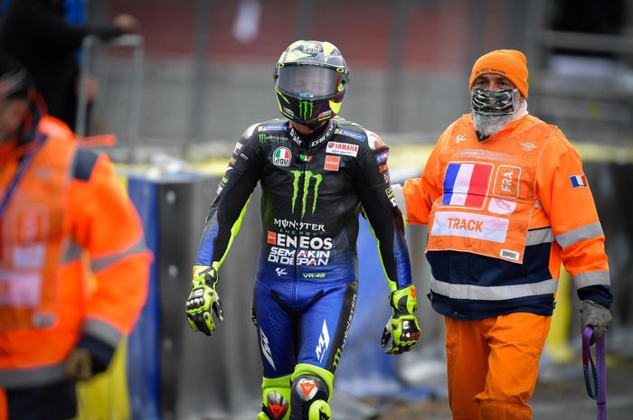 pembalap-monster-energy-yamaha-valentino-rossi-terjatuh-pada-balapan-motogp-prancis.jpg