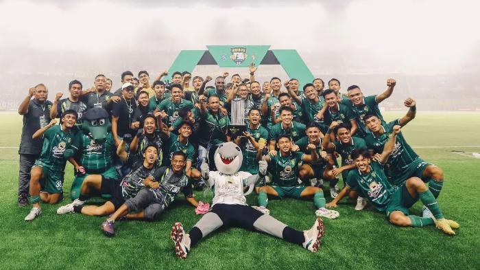 persebaya-surabaya-20232024-22.jpg