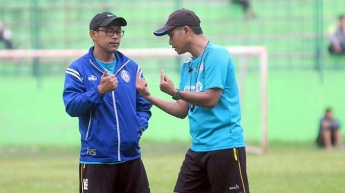 persebaya-surabaya-vs-persik-kediri-meski-dengan-aji-santoso-joko-susilo-tetap-tak-ingin-kalah.jpg