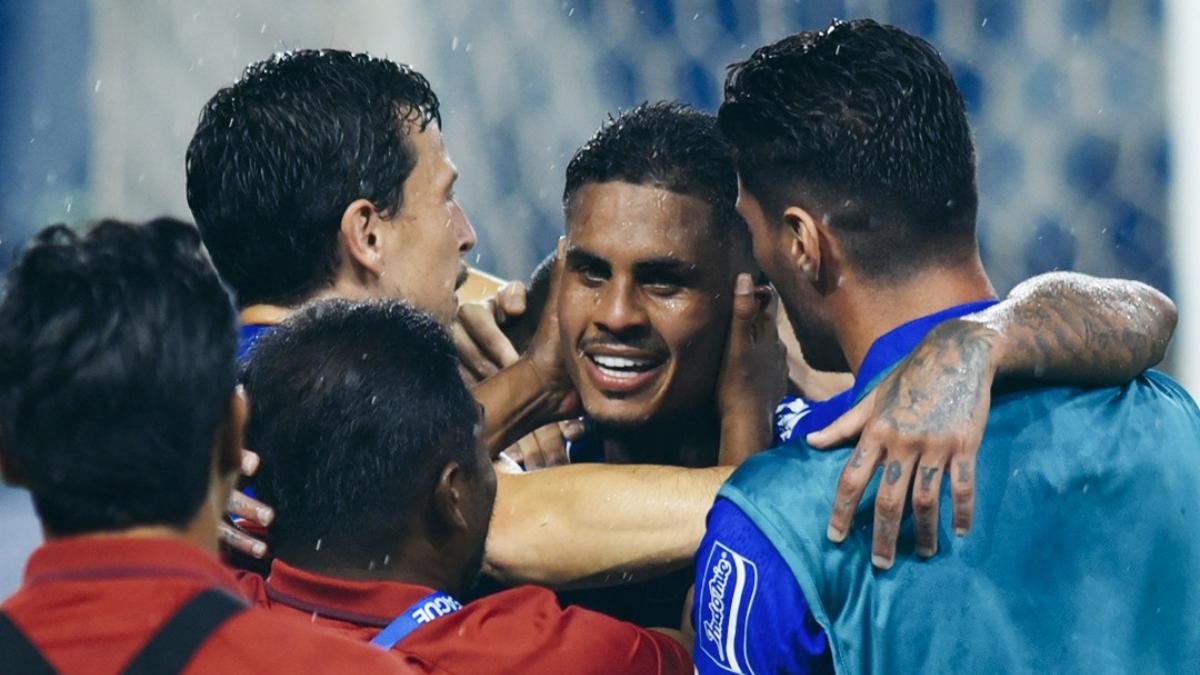 Hilal Wilujeng Sumping di Luar Dugaan Persib Bandung Ada di Doha Qatar: Lagi Negosiasi, Bobotoh Cek