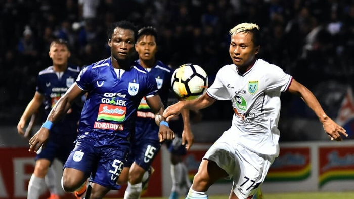 psis-semarang-vs-persela-lamongan_20180507_205447.jpg
