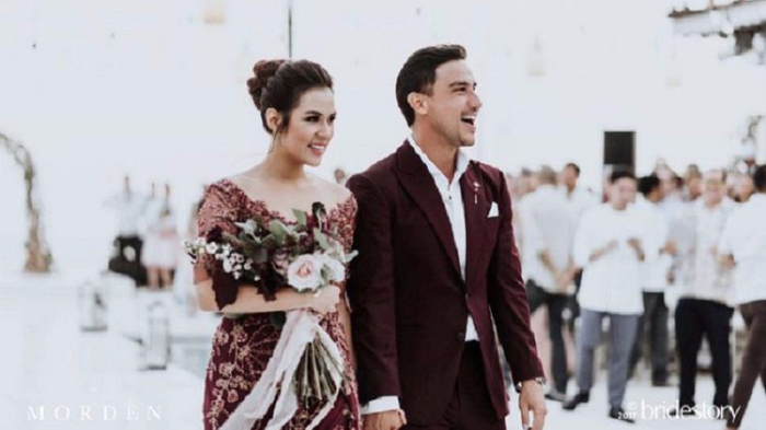 Foto-foto Romantisnya Resepsi Kedua Raisa dan Hamish Beredar, Bikin Netizen Gigit Jari!