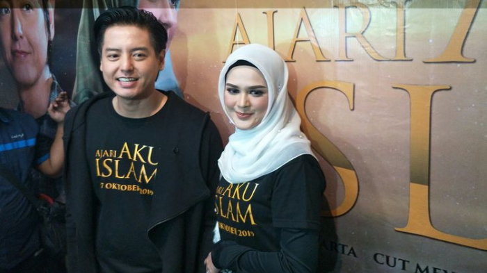 roger-danuarta-dan-cut-meyriska-terlibat-dalam-film-ajari-aku-islam.jpg