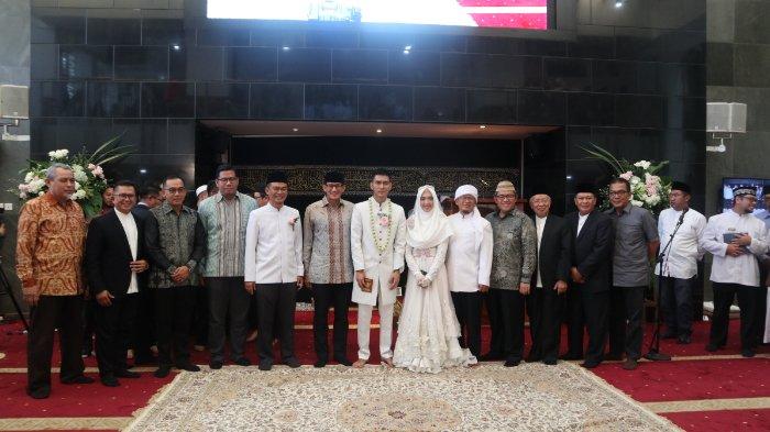 sandiaga-uno-saat-hadir-di-hari-pernikahan-ghefira-dan-al-zindani.jpg