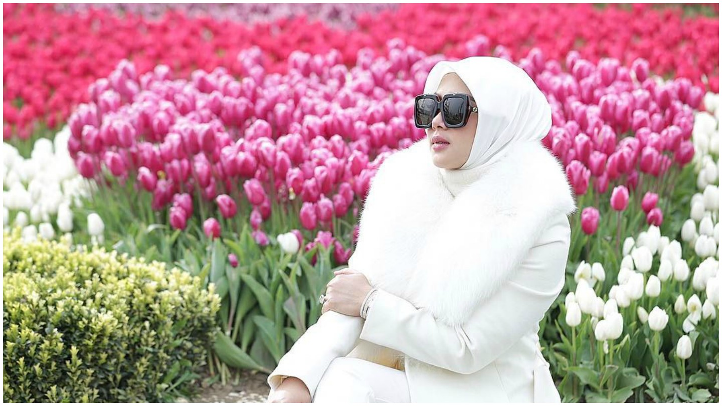 Gila! Fashion Syahrini dari Ujung Kaki hingga Ujung Rambut Ini Sebanding dengan Harga Audi Q7