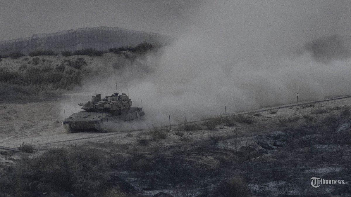 tank-israel-melintas-di-perbatasan-jalur-gaza.jpg
