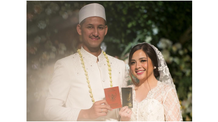 Sah! Berikut 9 Potret Momen Pernikahan Tasya Kamila dan Randi Bacthiar