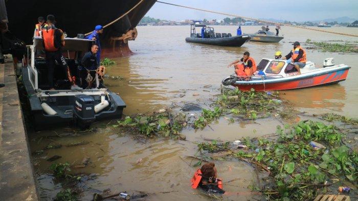 Mobil Terjun ke Sungai Mahakam, 3 Orang Hilang, Keterangan Sopir yang Diduga Mabuk Berubah-ubah