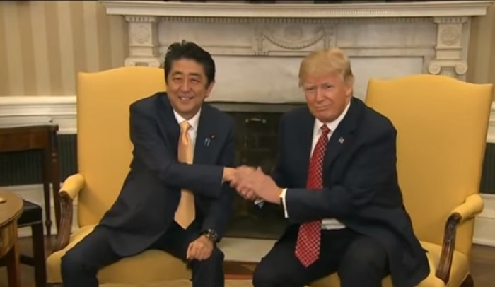 trump-dan-shinzo-abe_20170712_215052.jpg