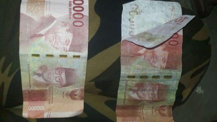 uang-palsu-yang-diberikan-kepada-nenek-sumarmi.jpg