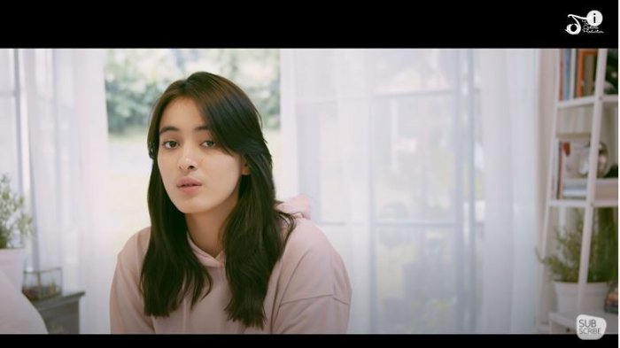 video-klip-lagu-sedang-sayang-sayangnya-dari-mawar-de-jongh.jpg