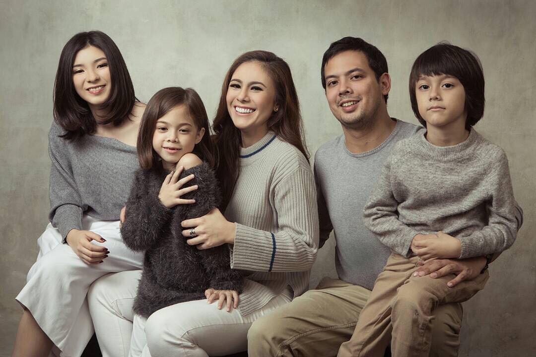 Ternyata Ini Trik yang Dilakukan Wulan Guritno Agar Anaknya Rajin Belajar!