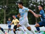 Cuplikan-laga-Persekat-Tegal-vs-PSPS-Pekanbaru.jpg