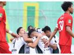 Federic-Injai-melakukan-selebrasi-setelah-mencetak-gol-ke-gawang-Persipal.jpg