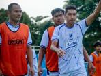 Potret-sesi-latihan-PSIS-Semarang-jelang-hadapi-Persiku.jpg
