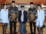 ahy-dan-ibas-sekeluarga-dengan-habibie.jpg