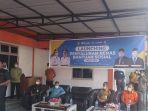bupati-kuansing-andi-putra-saat-launching-penyaluran-beras-bantuan-sosial.jpg