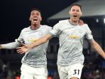 chris-smalling-dan-nemanja-matic_20180306_071214.jpg