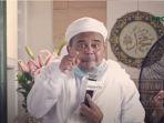 habib-rizieq-shihab-di-markaz-syariah-petamburanrabu-11112020.jpg