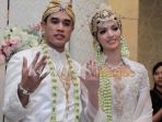 nia-ramadhani-dan-ardi-bakrie-menikah_20170424_143526.jpg