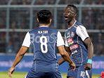pemain-andalan-arema-fc-makan-konate-kanan-siap-membela-singo-edan-melawan-persita-tangerang.jpg