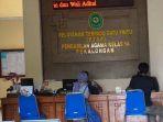petugas-di-kantor-pengadilan-agama-kelas-i-a-kota-pekalongan.jpg