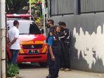 sejumlah-petugas-kepolisian-berjaga-di-lokasi-kejadian2.jpg